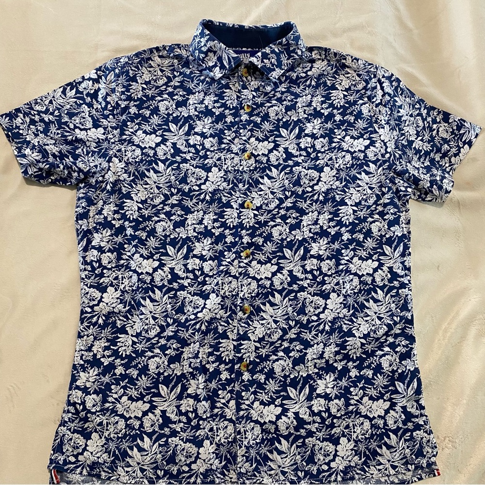 Billy London UK, Floral Blue and White Men's Shirt, Size Small